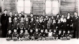 Vaskai Lithuania, "Hebrew day school Yavneh group"